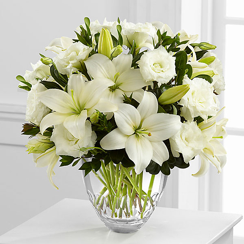 The White Elegance&trade; Bouquet by Vera Wang
