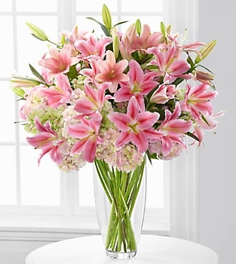 Intrigue Luxury Lily & Hydrangea Bouquet - 22 Stems